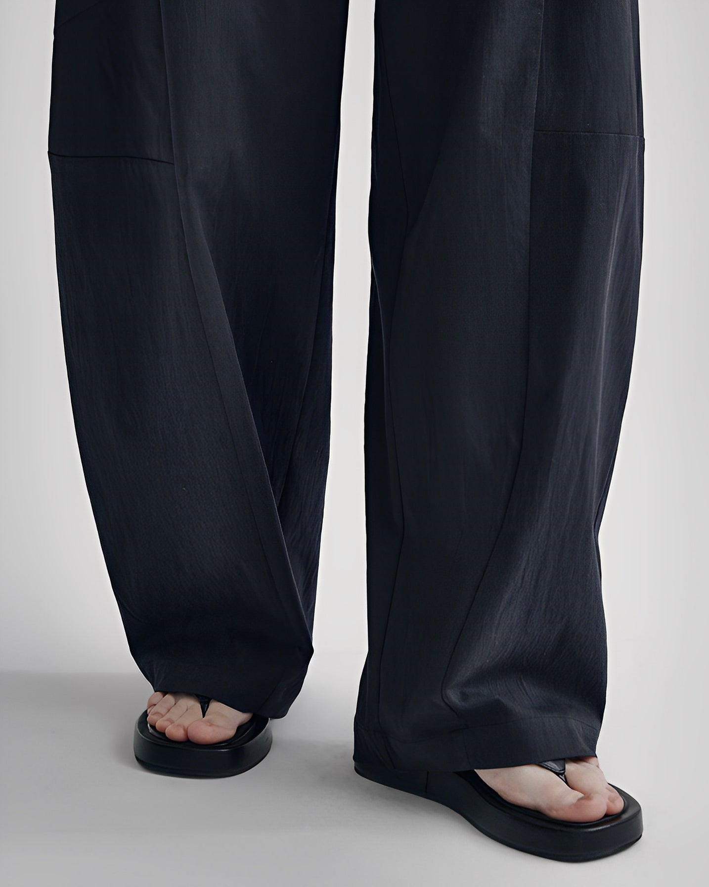 バレルレッグパンツ